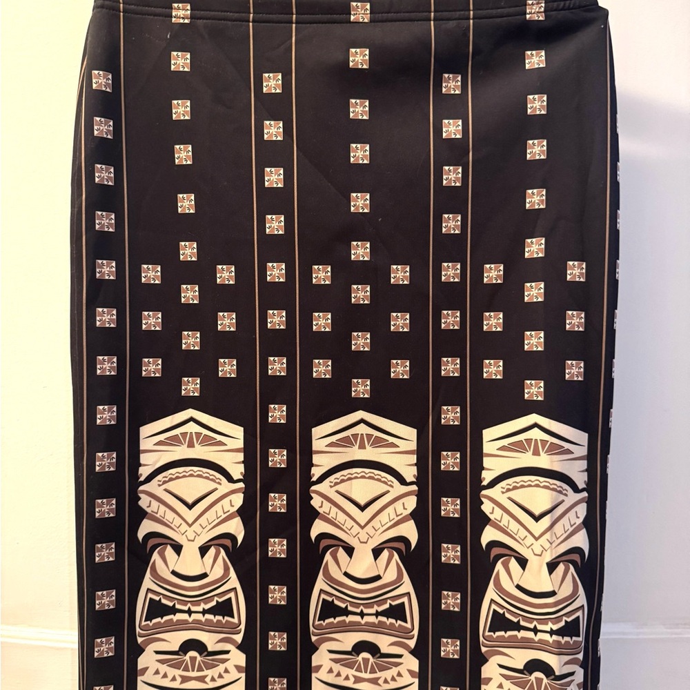 TOBS Tiki skirt, size XL